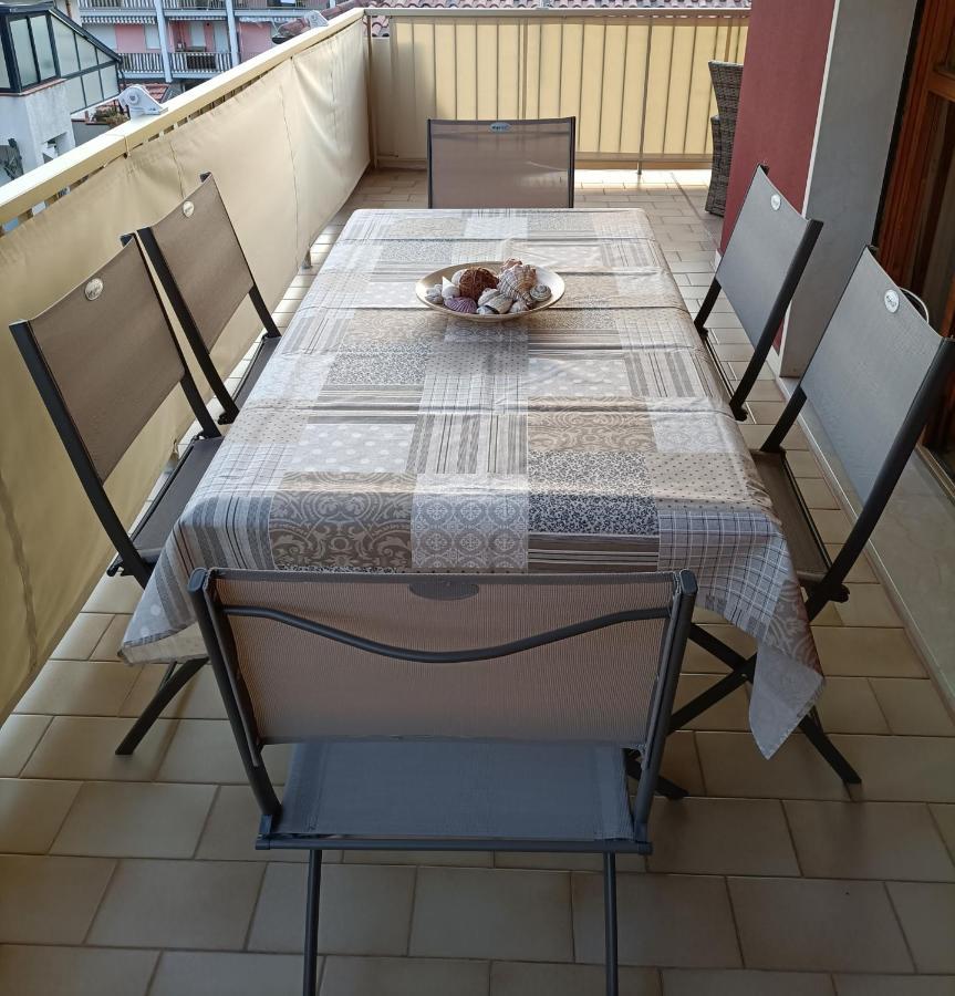 Casa A Un Passo Dal Mare Apartment Ventimiglia Ngoại thất bức ảnh
